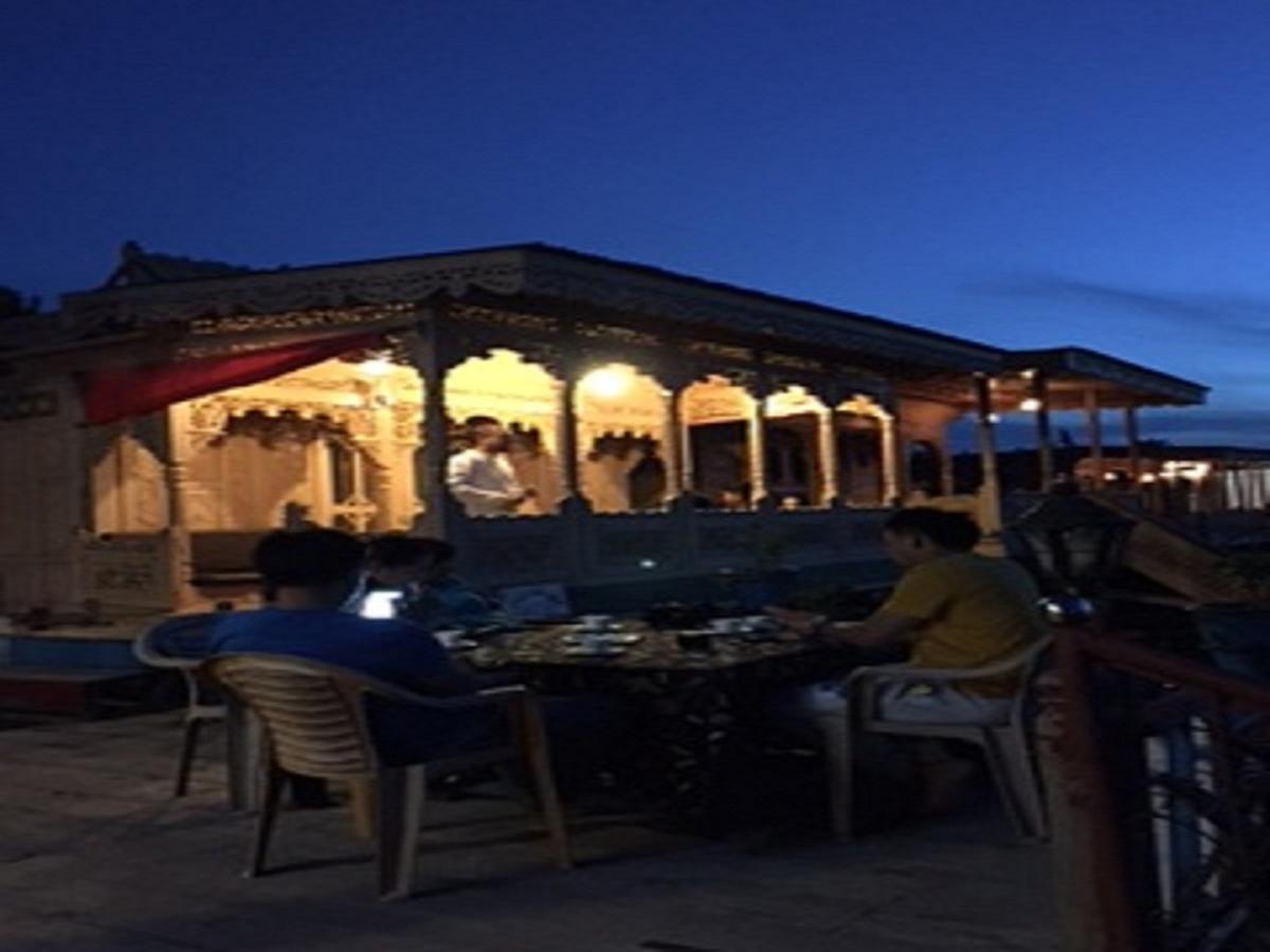 Srīnagar Chicago Group Of Houseboats酒店 外观 照片